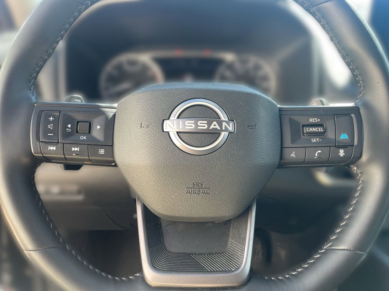 Used 2025 Nissan Rogue SV AWD/4WD image 17