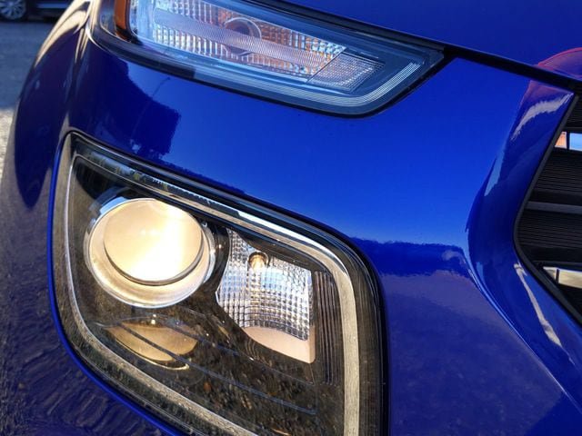 Used 2021 Hyundai Venue SEL FWD image 9