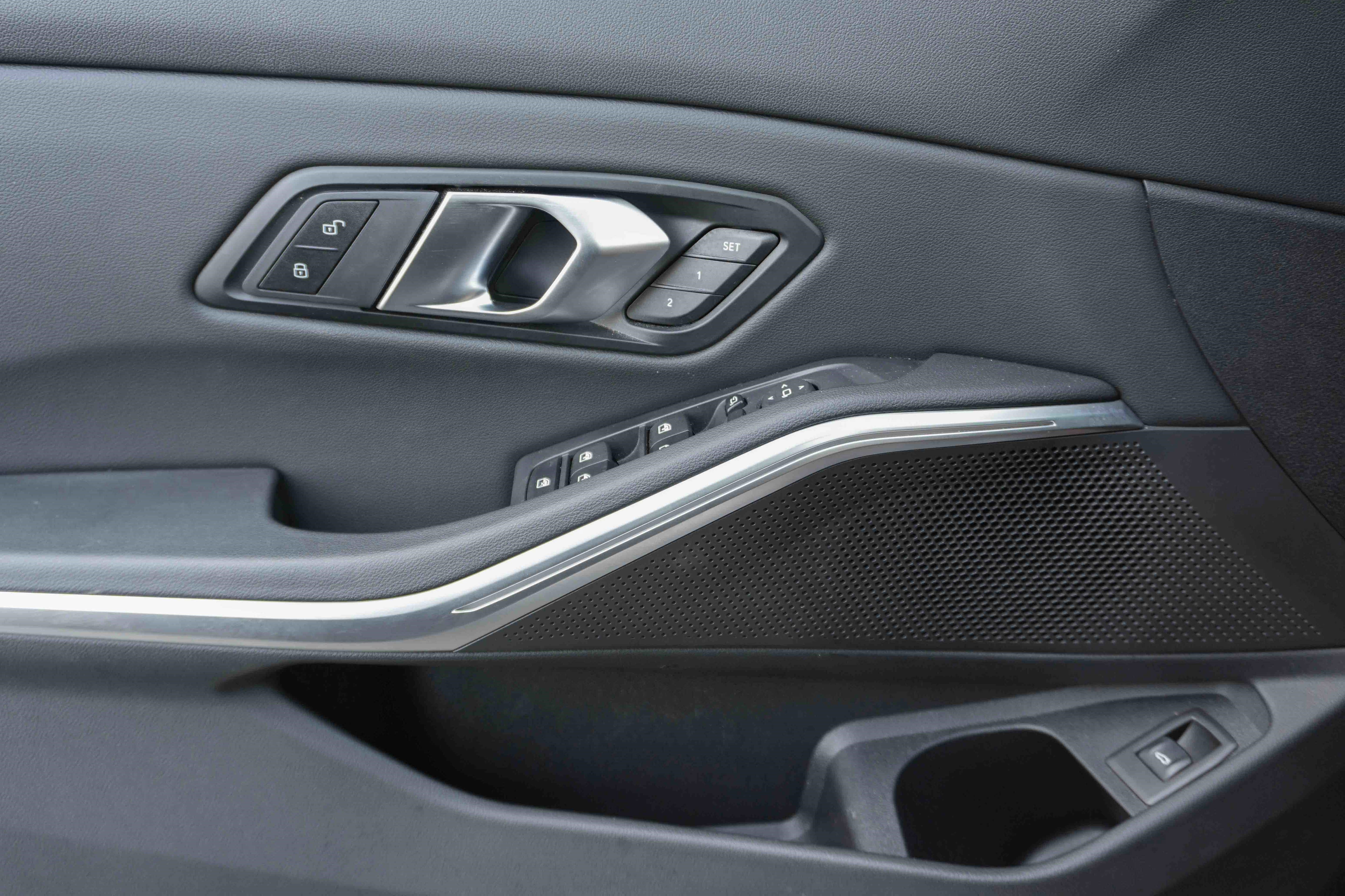 Certified 2024 BMW 330i Sedan image 27