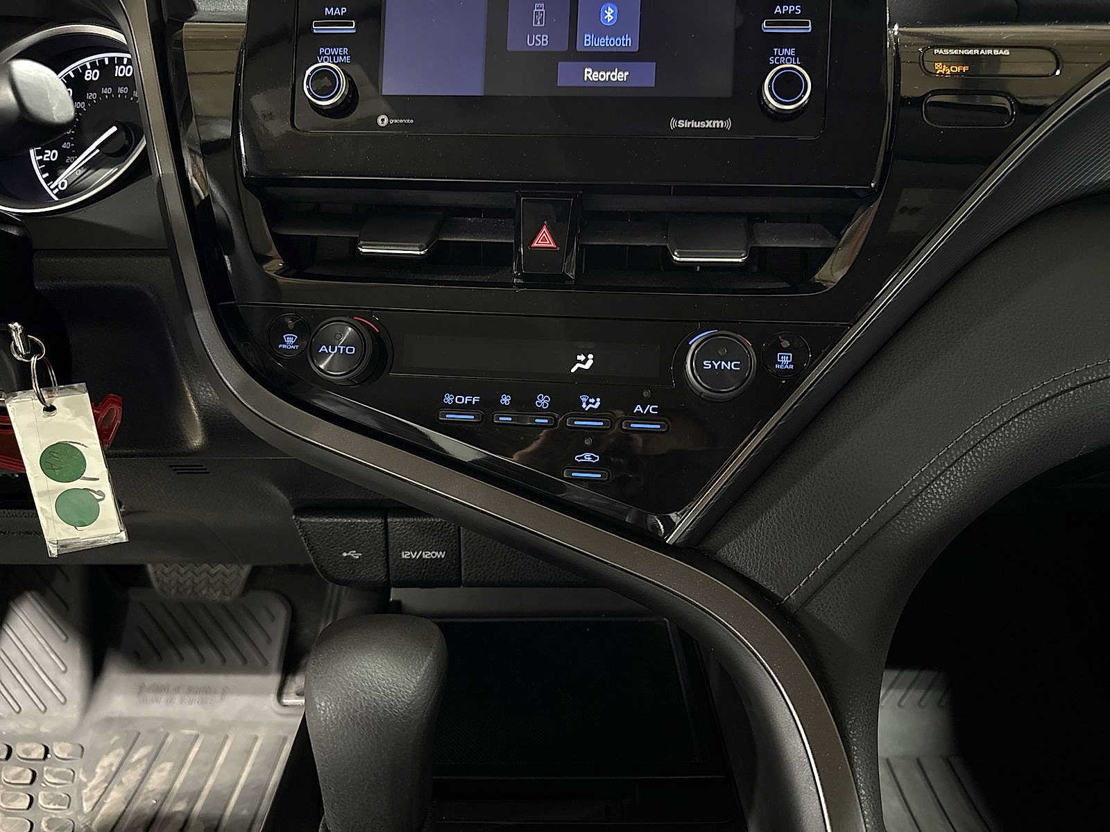 Certified 2022 Toyota Camry LE FWD image 22
