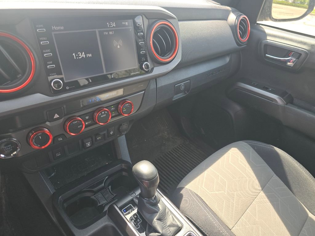 Used 2022 Toyota Tacoma TRD Sport AWD/4WD image 26