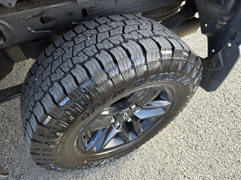 Used 2022 Chevrolet Silverado 1500 LT Trail Boss w/ LPO, Dark Essentials Package image 25