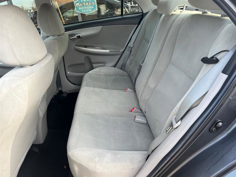 Used 2012 Toyota Corolla image 18