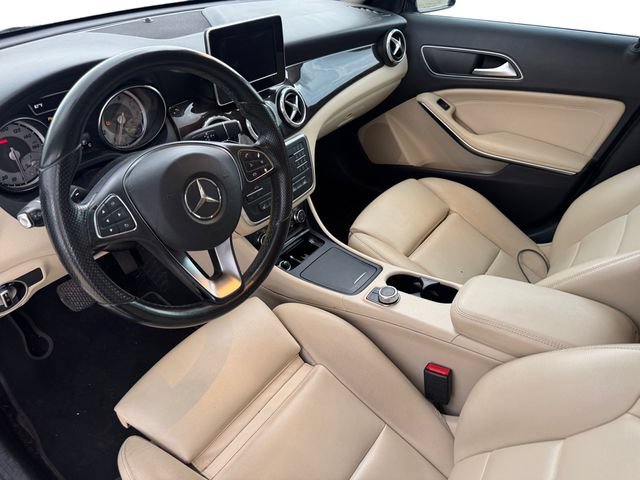 Used 2016 Mercedes-Benz GLA 250 image 9