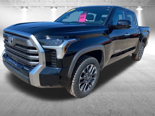 Used 2025 Toyota Tundra Limited AWD/4WD image 12