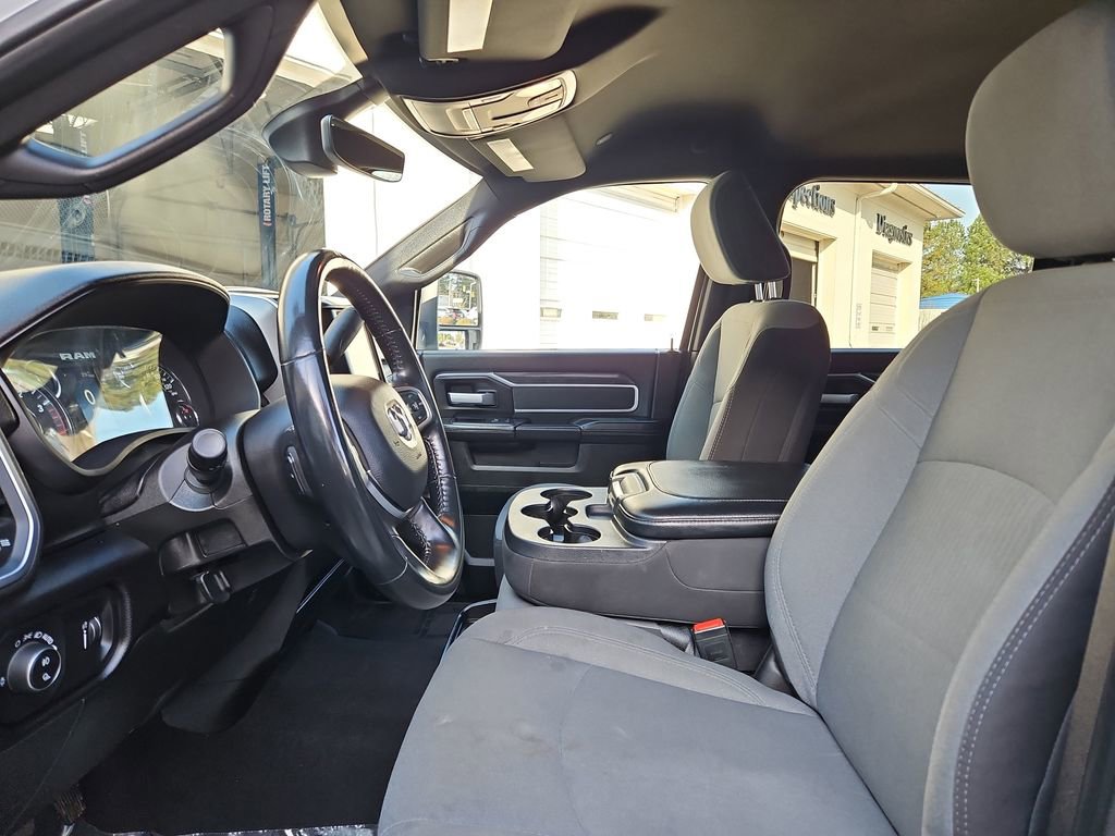 Used 2024 RAM 2500 Big Horn AWD/4WD image 21