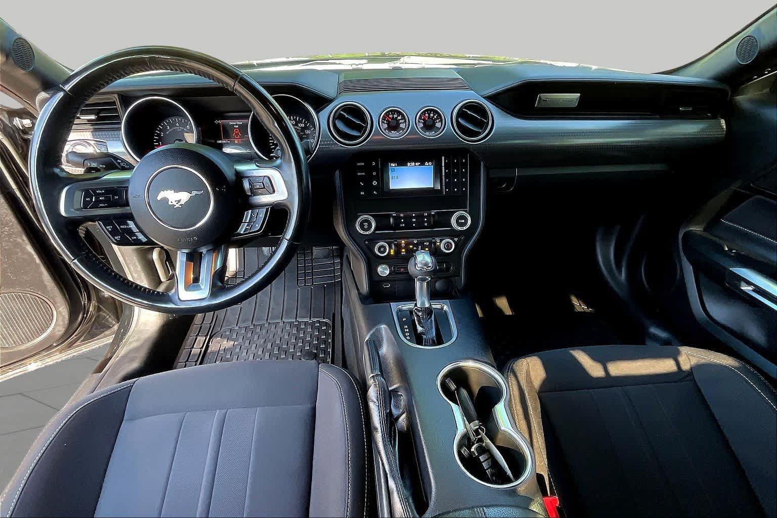 Used 2022 Ford Mustang GT w/ GT Performance Package RWD image 15