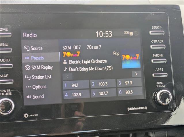 Used 2024 Toyota Camry SE image 12