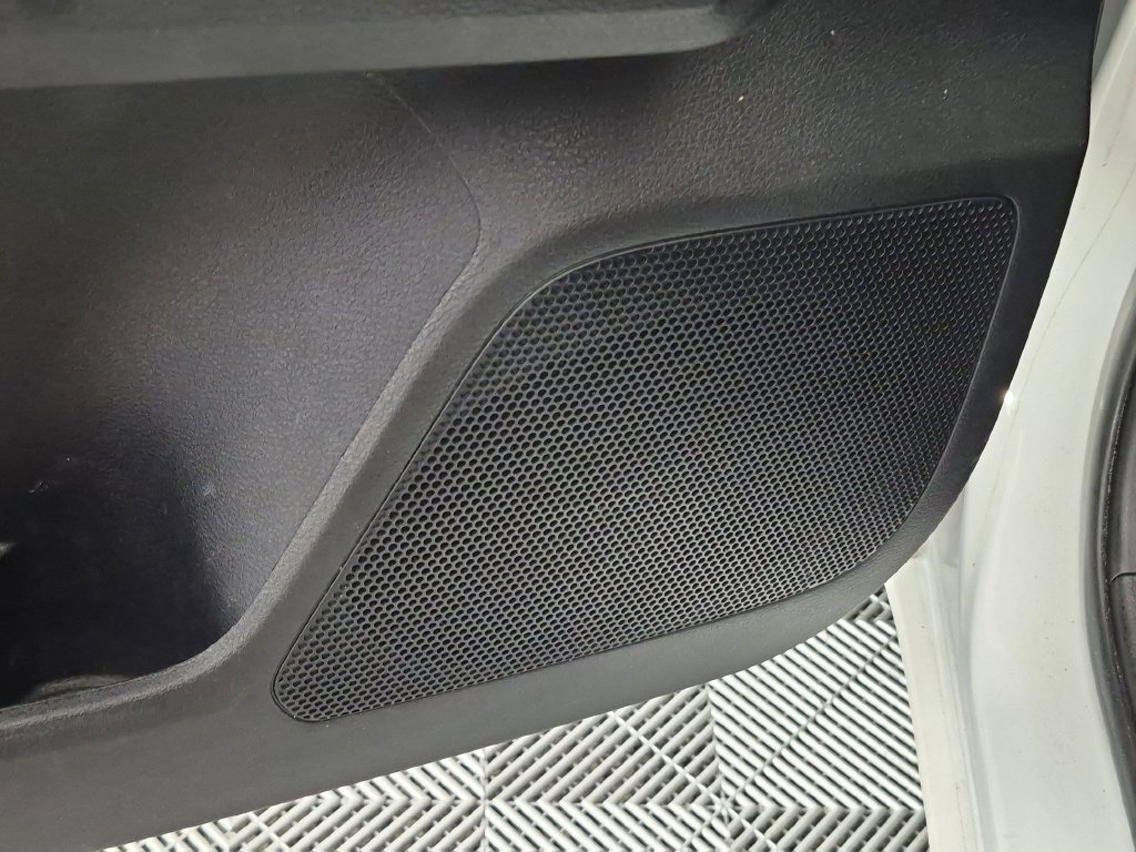 Used 2021 Toyota Tacoma SR5 RWD image 15