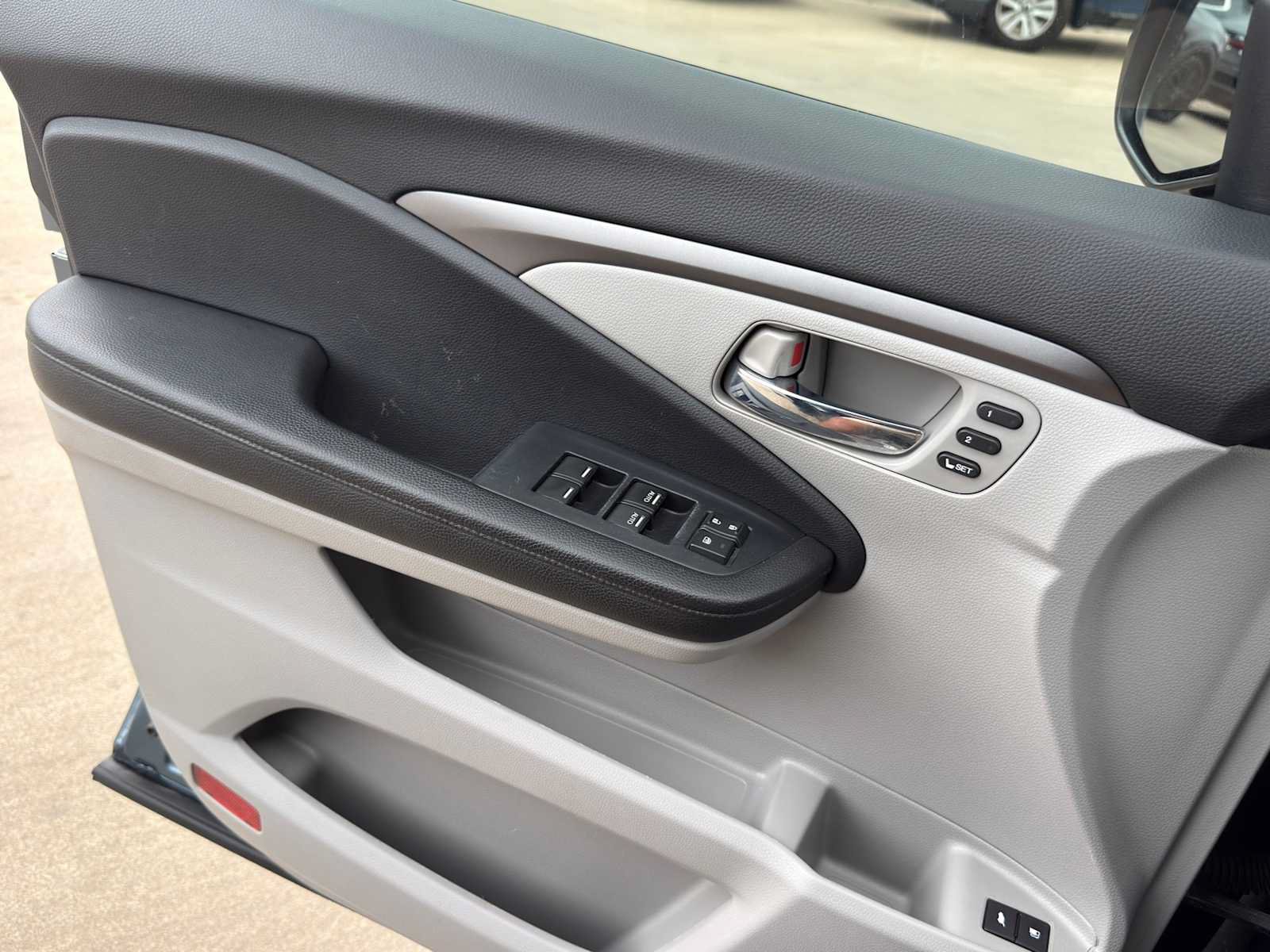 Used 2022 Honda Pilot Special Edition image 24