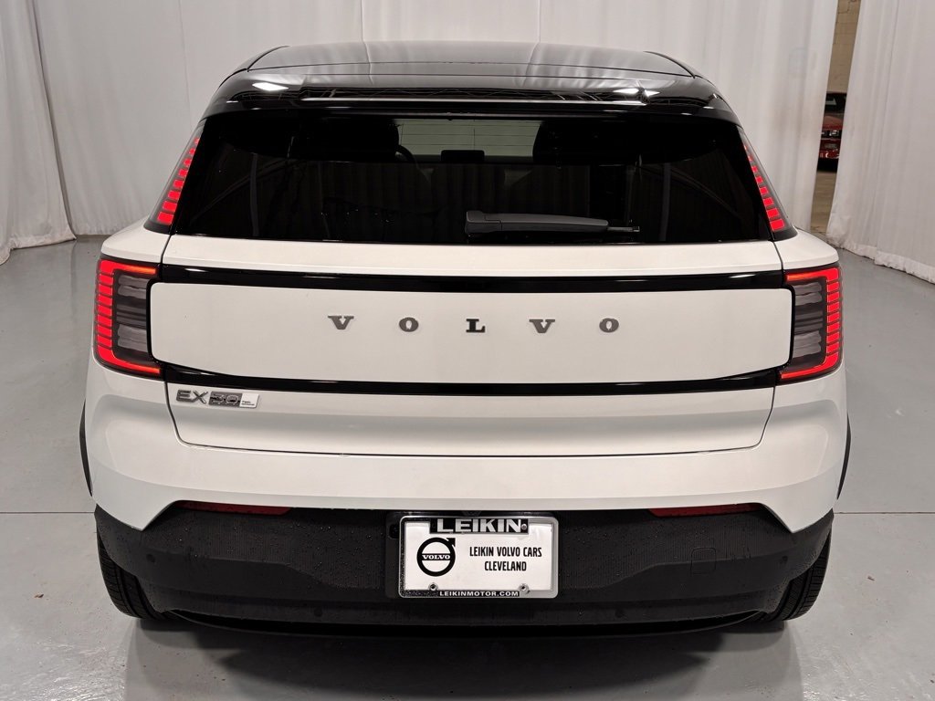 New 2025 Volvo EX30 Plus w/ Protection Package Premier image 7