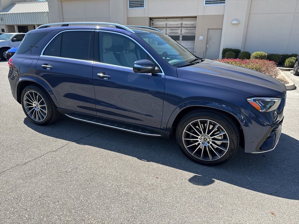 Used 2026 Mercedes-Benz GLE 450 4MATIC image 3