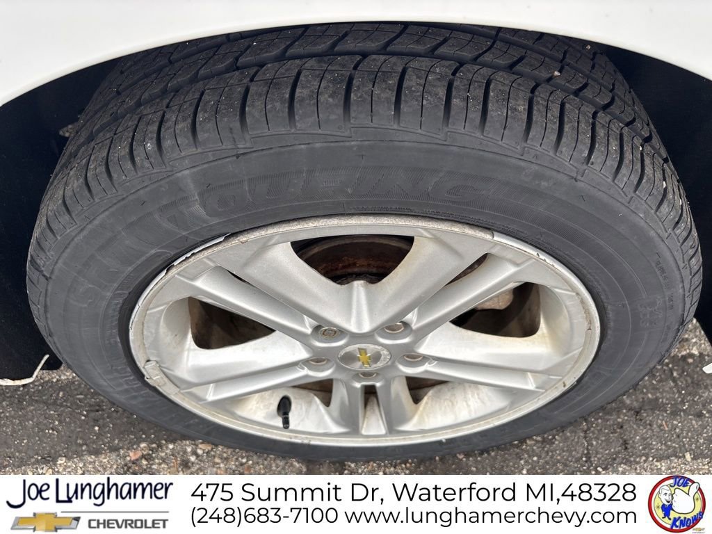 Used 2016 Chevrolet Cruze LT w/ Convenience Package FWD image 11