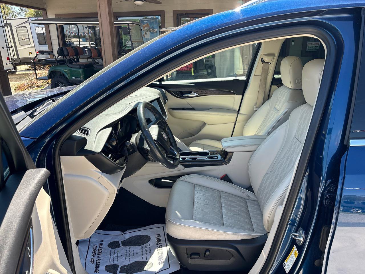 Used 2023 Buick Envision Avenir FWD image 9