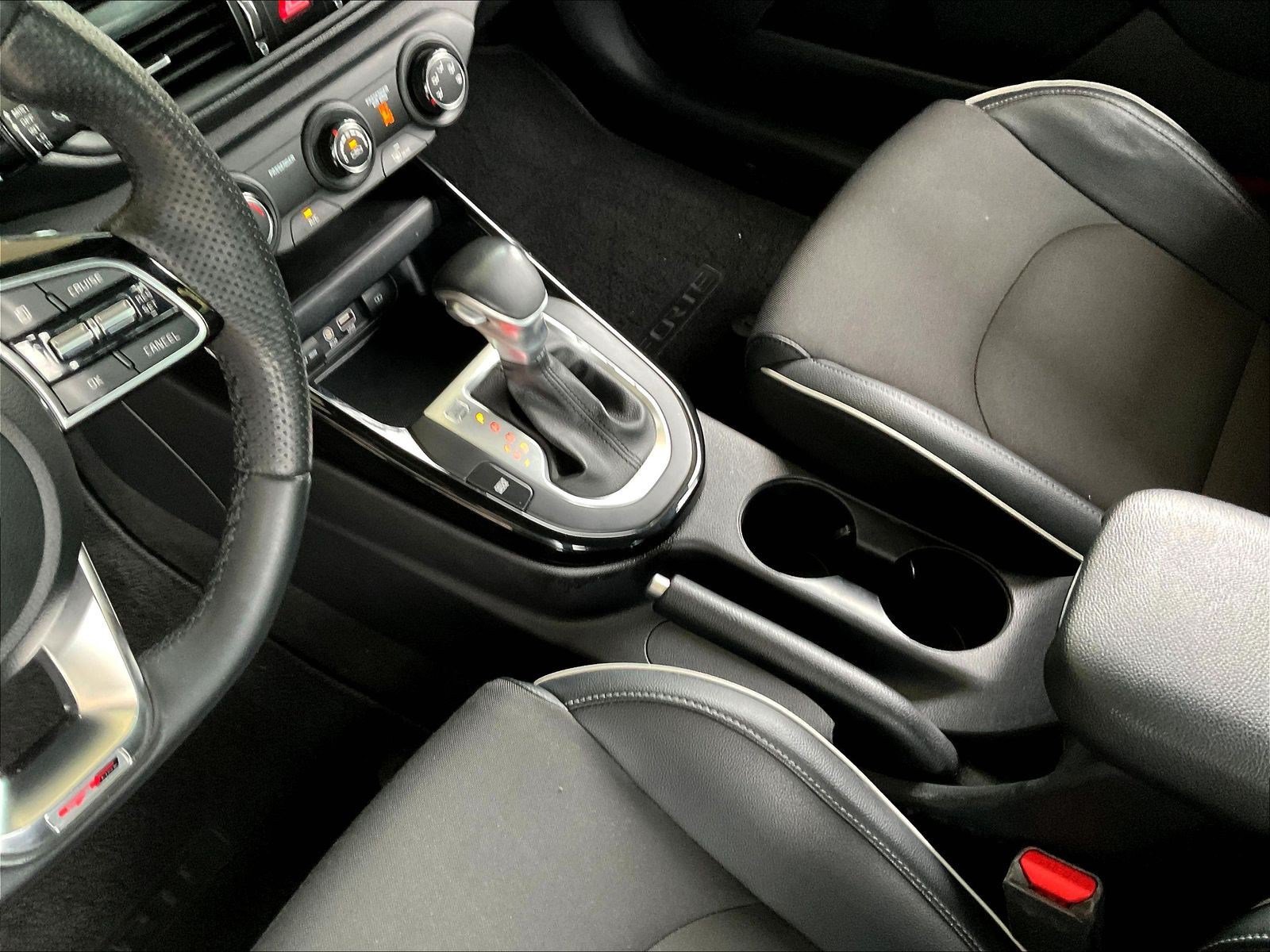 Used 2021 Kia Forte GT-Line w/ GT-Line Premium Package FWD image 17