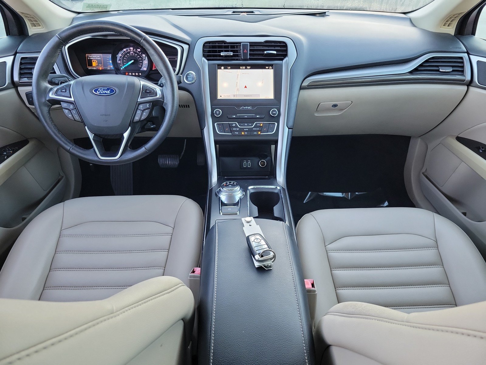 Used 2019 Ford Fusion SEL FWD image 29
