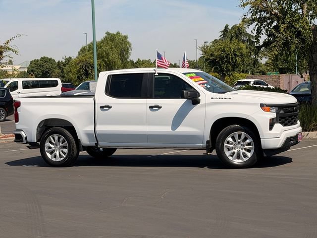 Used 2024 Chevrolet Silverado 1500 Custom w/ LPO, Dark Essentials Package RWD image 4