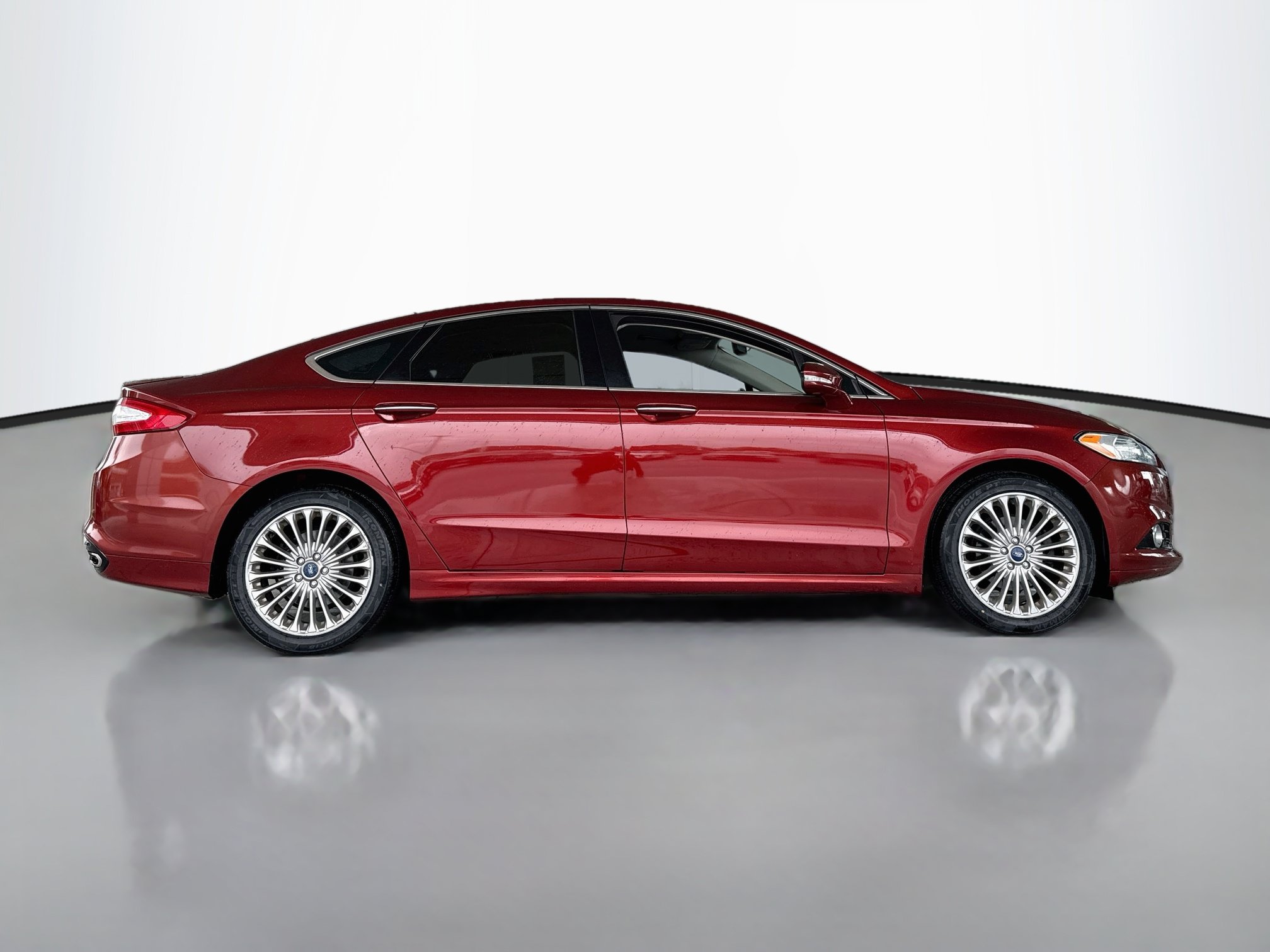 Used 2014 Ford Fusion Titanium FWD image 8