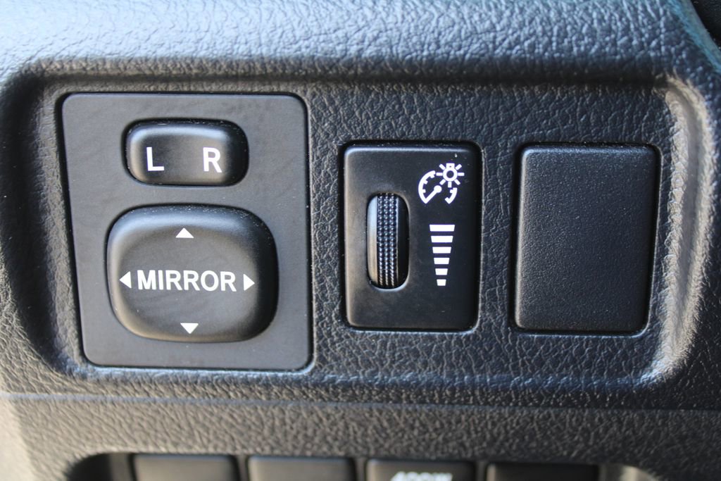 Used 2019 Toyota 4Runner TRD Off-Road Premium image 26