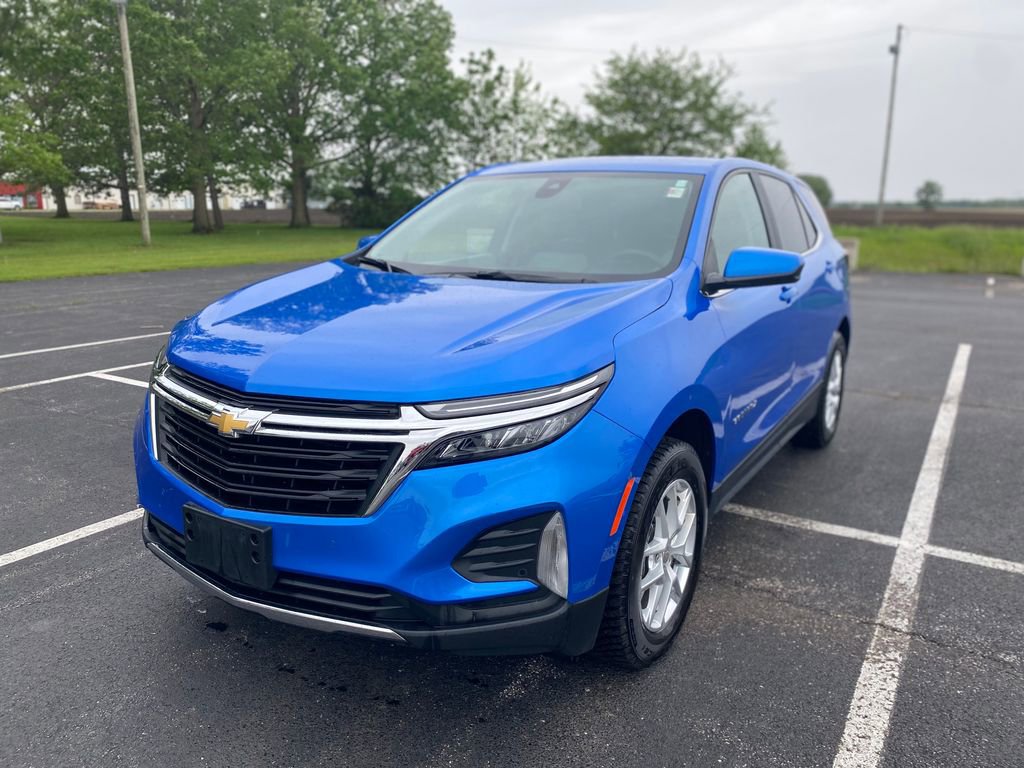 Used 2024 Chevrolet Equinox LT AWD/4WD image 3