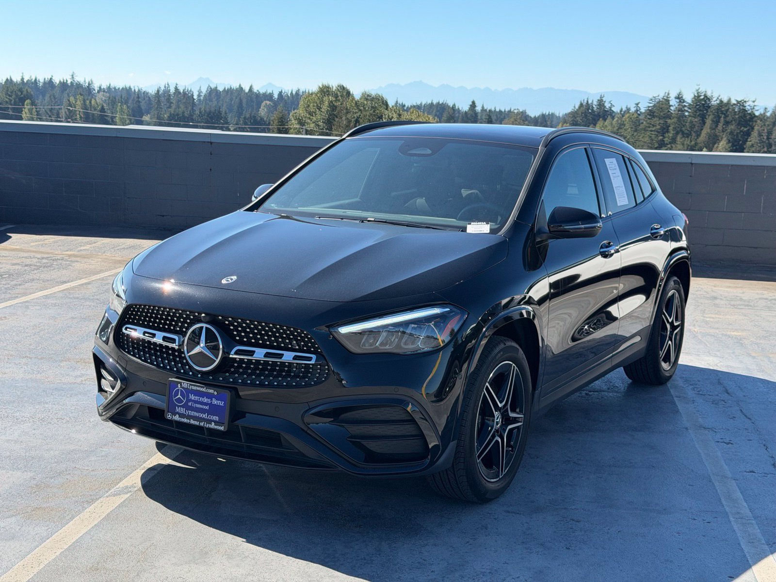 Used 2024 Mercedes-Benz GLA 250 4MATIC image 9