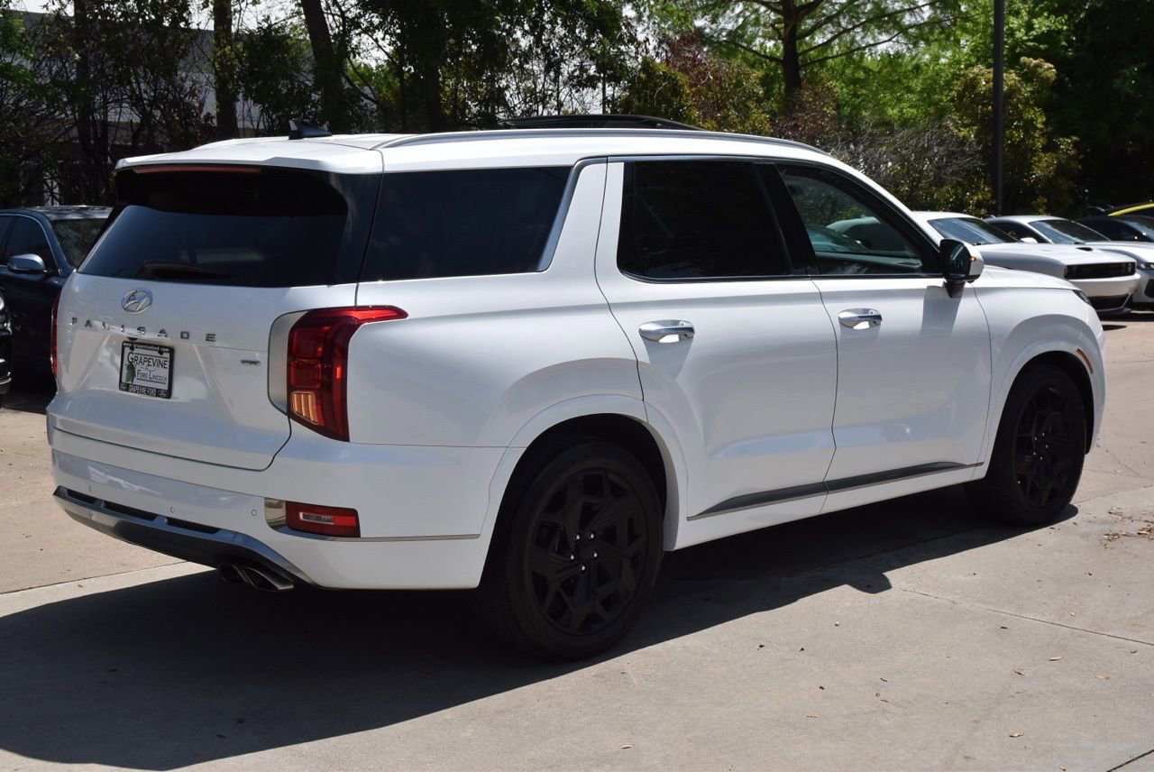 Used 2022 Hyundai Palisade Calligraphy image 7