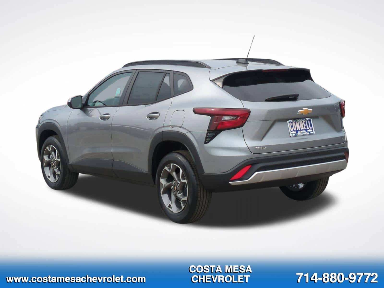 New 2026 Chevrolet Trax LT w/ Driver Confidence Package FWD image 7