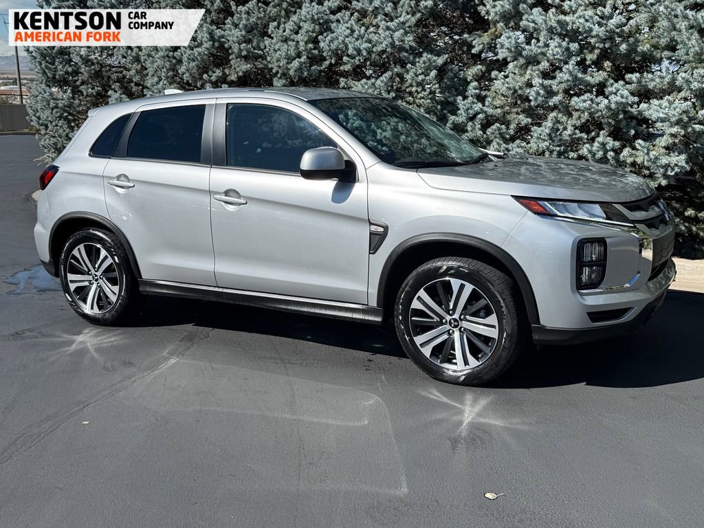Used 2025 Mitsubishi Outlander Sport ES image 9