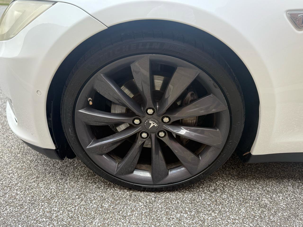 Used 2016 Tesla Model S 85D image 51