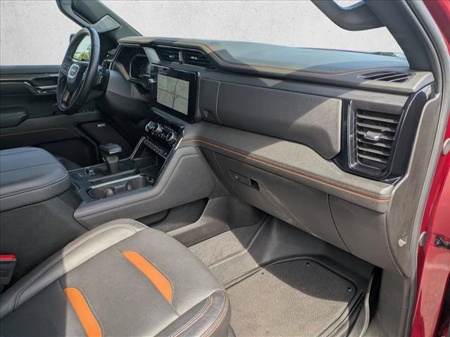 Used 2024 GMC Sierra 1500 AT4 w/ Technology Package AWD/4WD image 20