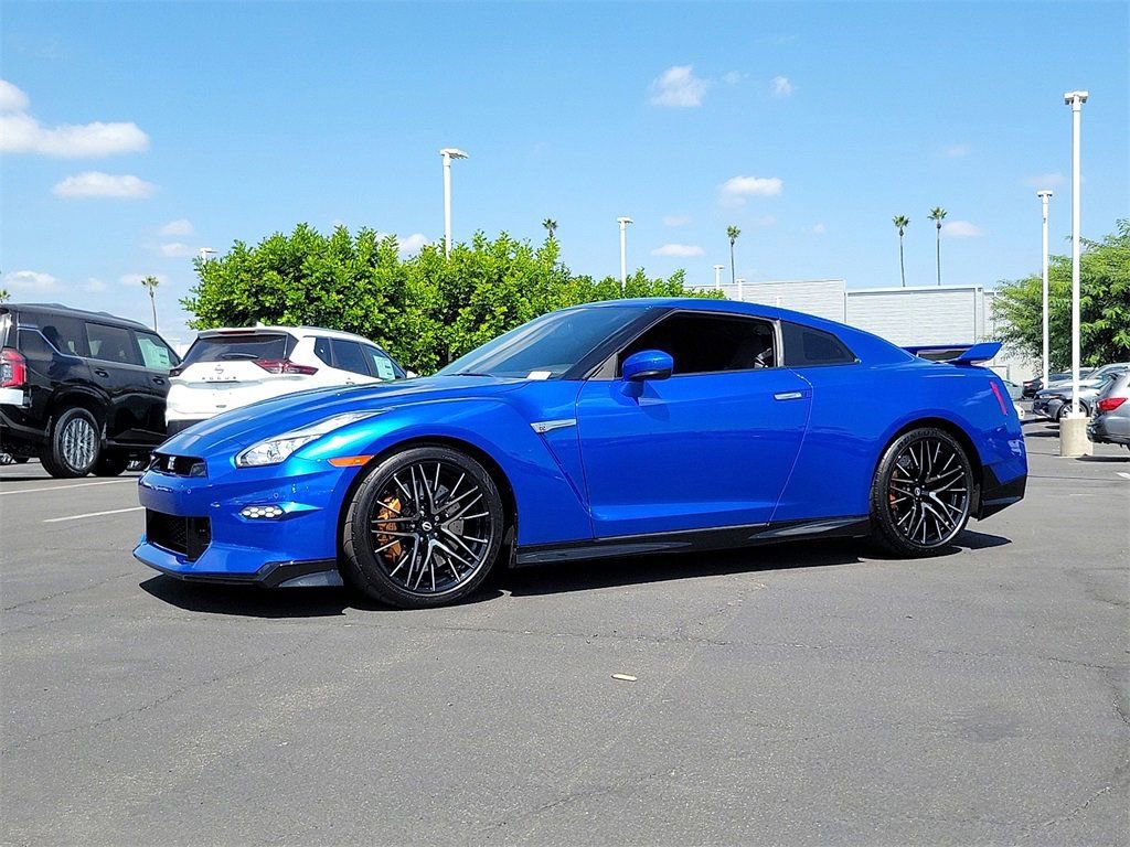 Used 2024 Nissan GT-R Premium w/ Premium Interior Package AWD/4WD image 31