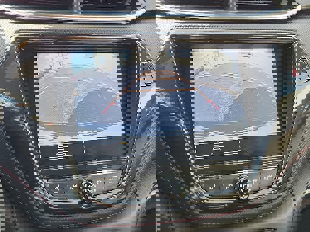 Used 2023 Chevrolet TrailBlazer RS w/ Convenience Package image 14