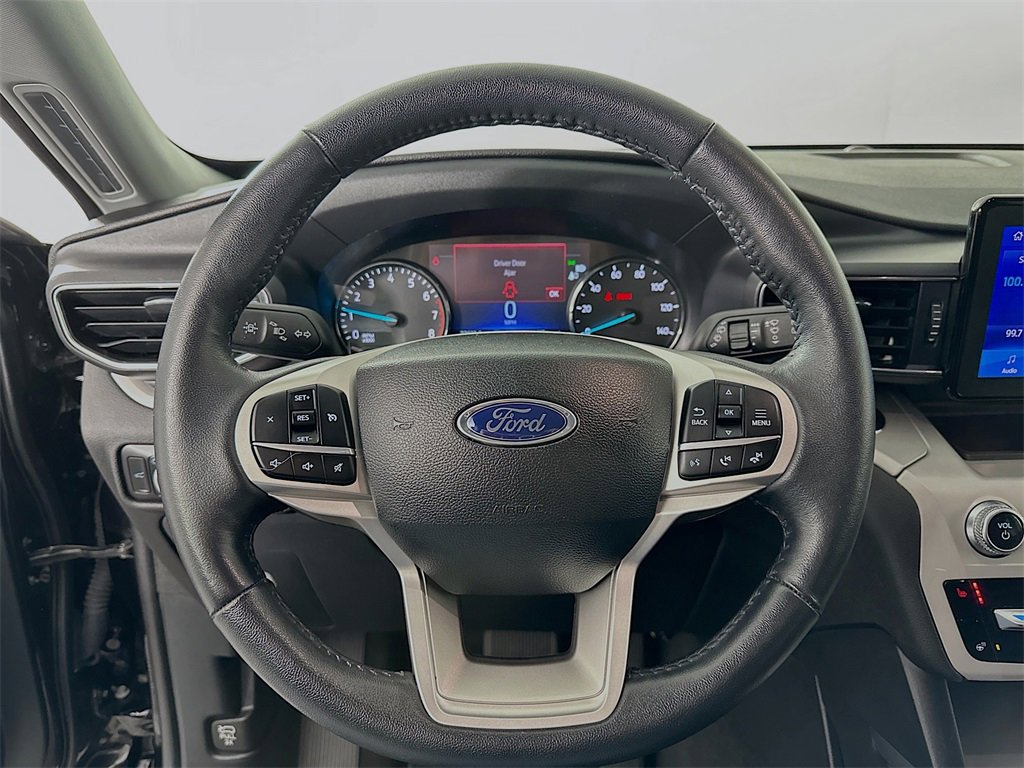 Used 2024 Ford Explorer XLT w/ Equipment Group 202A image 12
