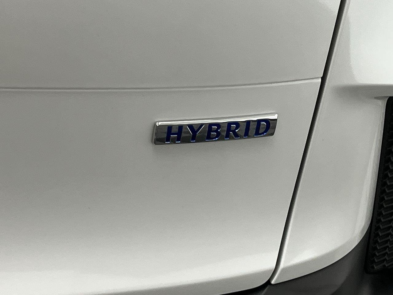 Used 2025 MAZDA CX-50 AWD 2.5 Hybrid w/ Premium Pkg image 6
