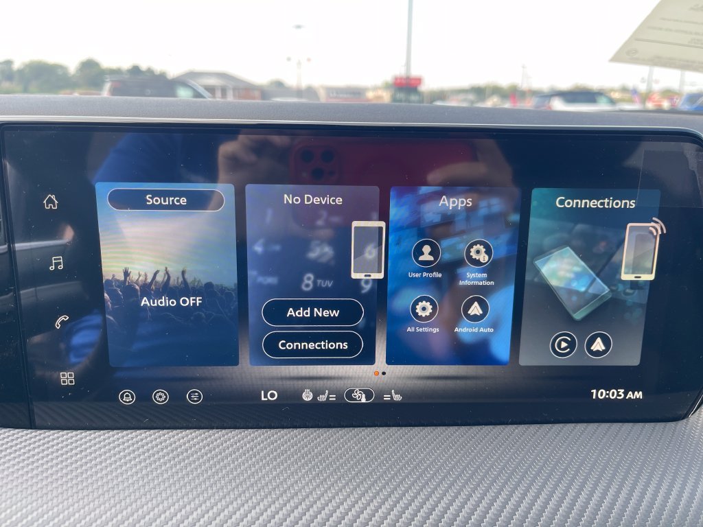 New 2027 Nissan Kicks SR w/ SR Premium Package AWD/4WD image 21