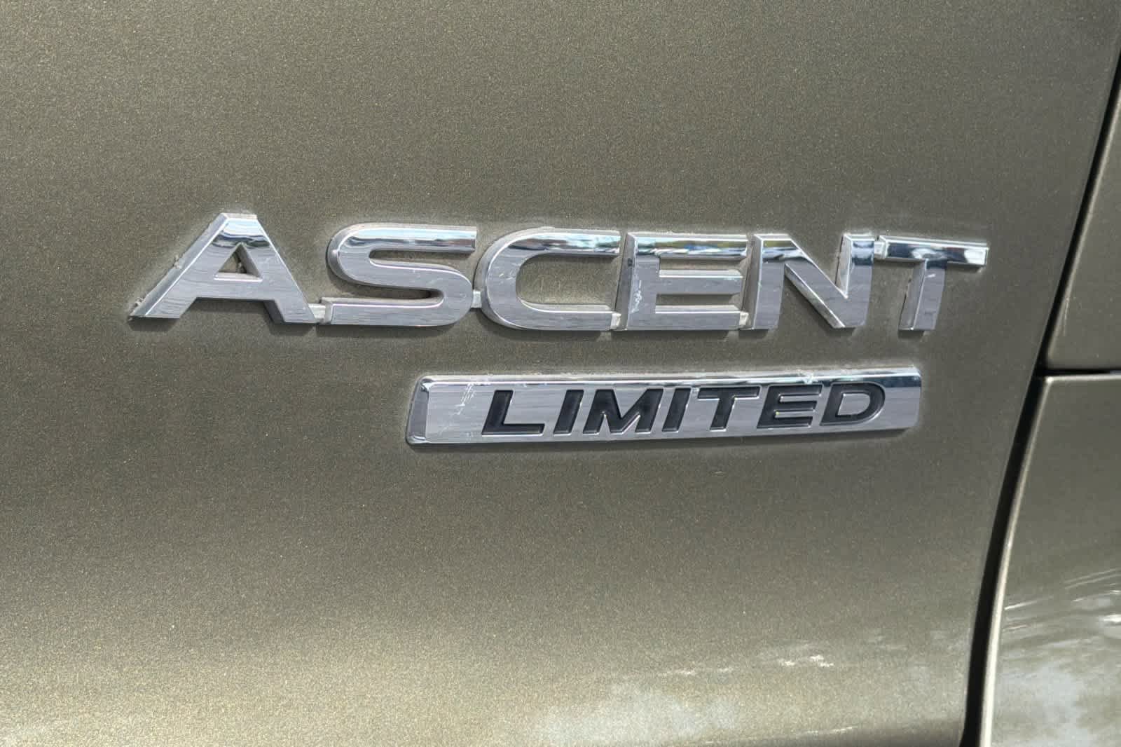 Used 2022 Subaru Ascent Limited w/ Popular Package #2A AWD/4WD image 12