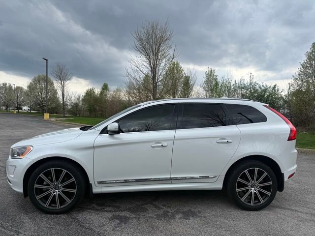 Used 2016 Volvo XC60 T6 Platinum AWD/4WD image 3