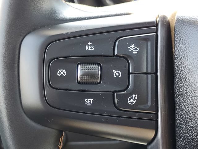 Used 2024 GMC Yukon AT4 w/ Technology Package AWD/4WD image 17