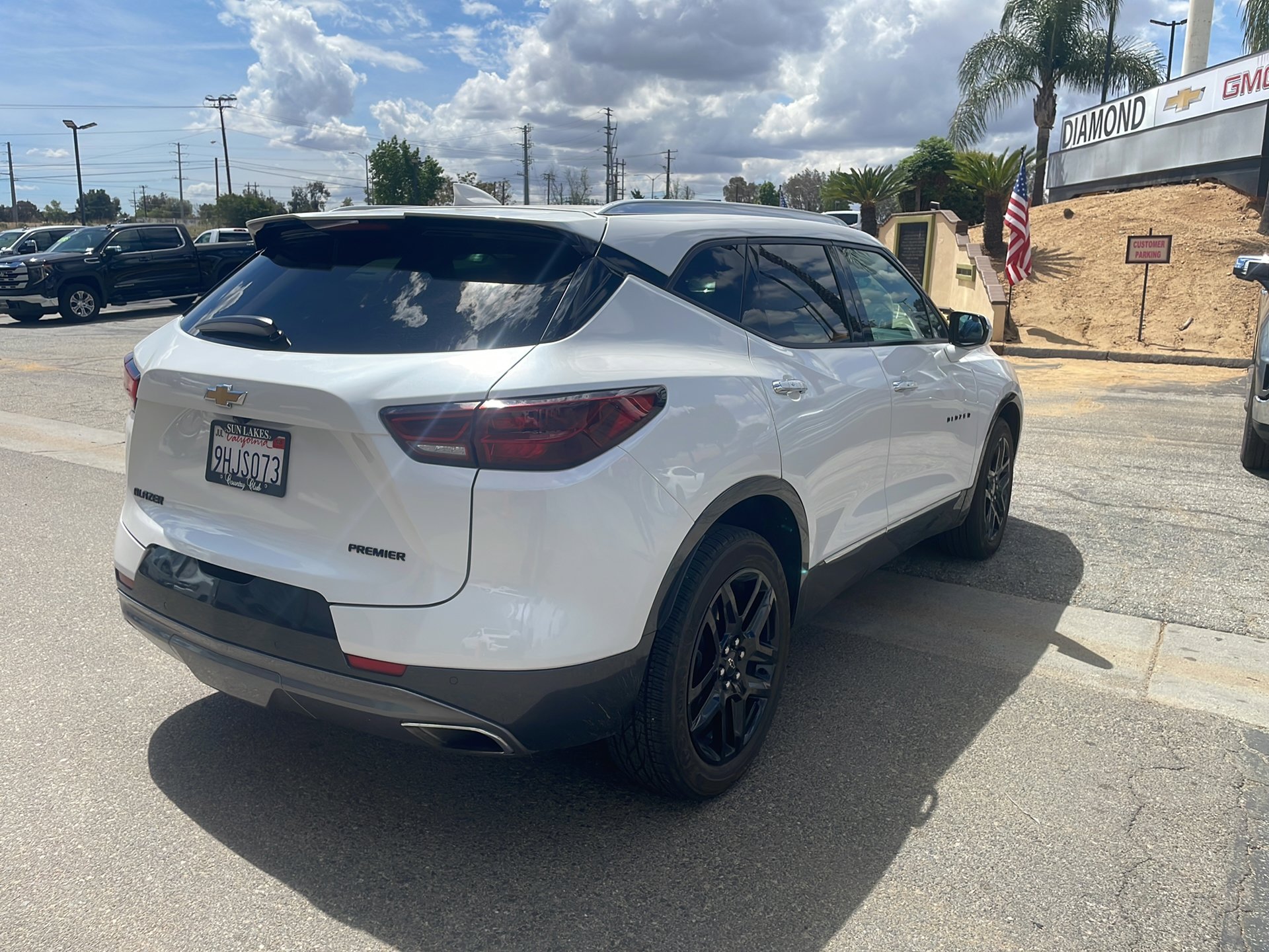 Used 2023 Chevrolet Blazer Premier image 5