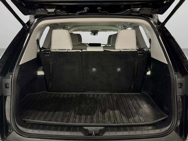 Used 2024 Toyota Grand Highlander AWD image 32