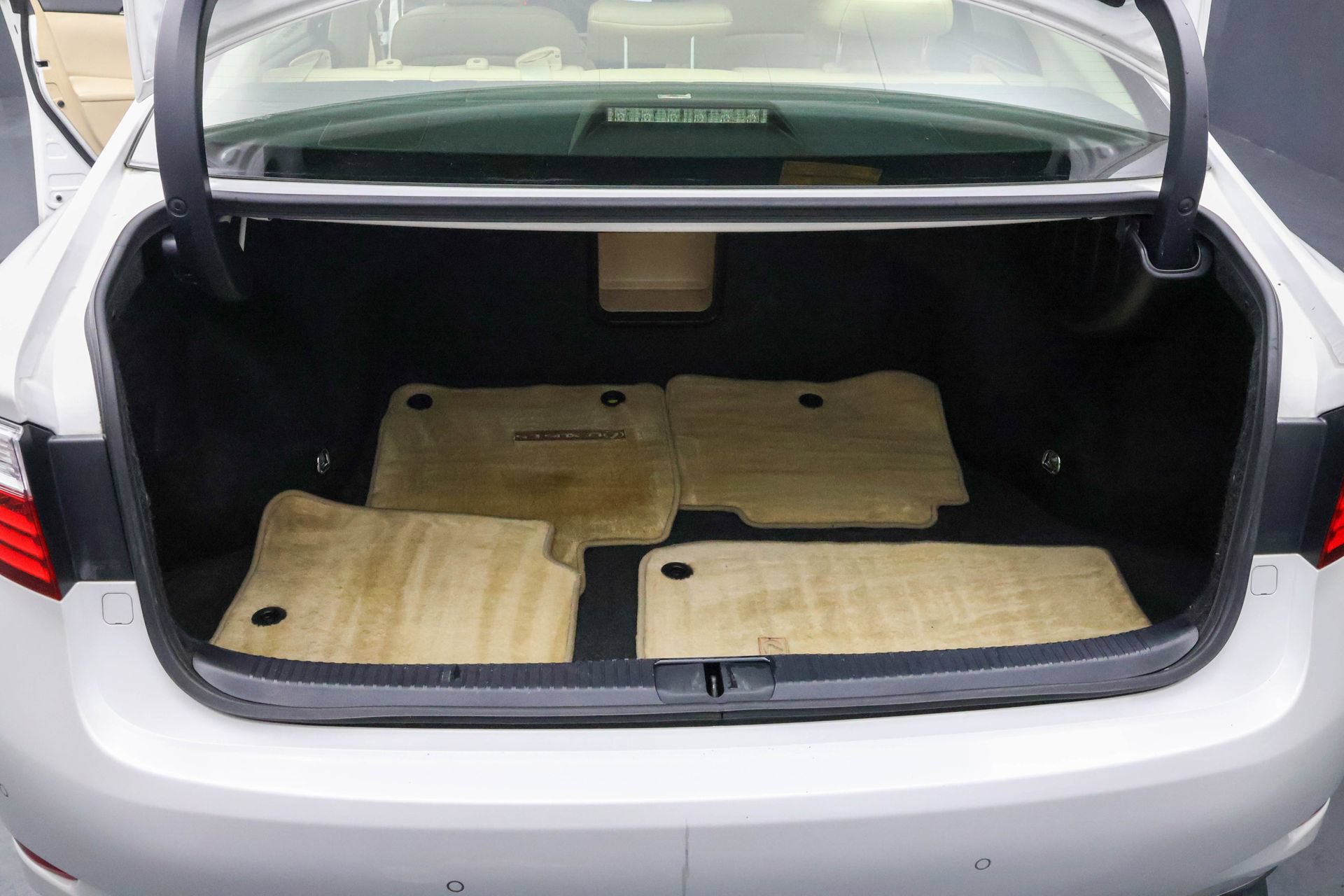 Used 2013 Lexus ES 350 FWD image 24