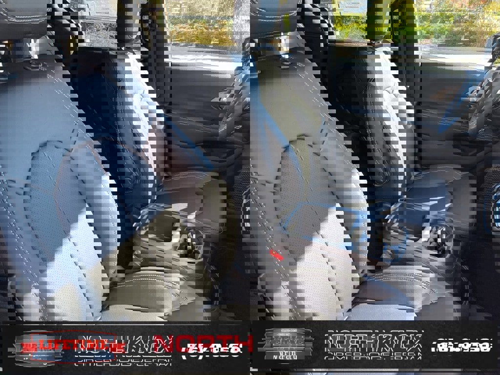 New 2026 Chrysler Voyager LX image 28