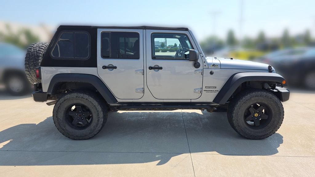 Used 2015 Jeep Wrangler Unlimited Sport w/ Quick Order Package 24S AWD/4WD image 6