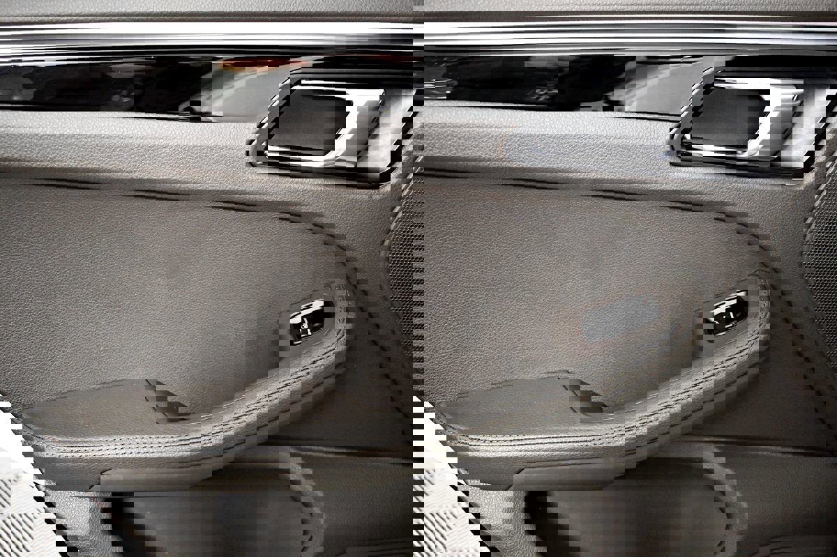 Used 2016 Porsche Macan S image 36