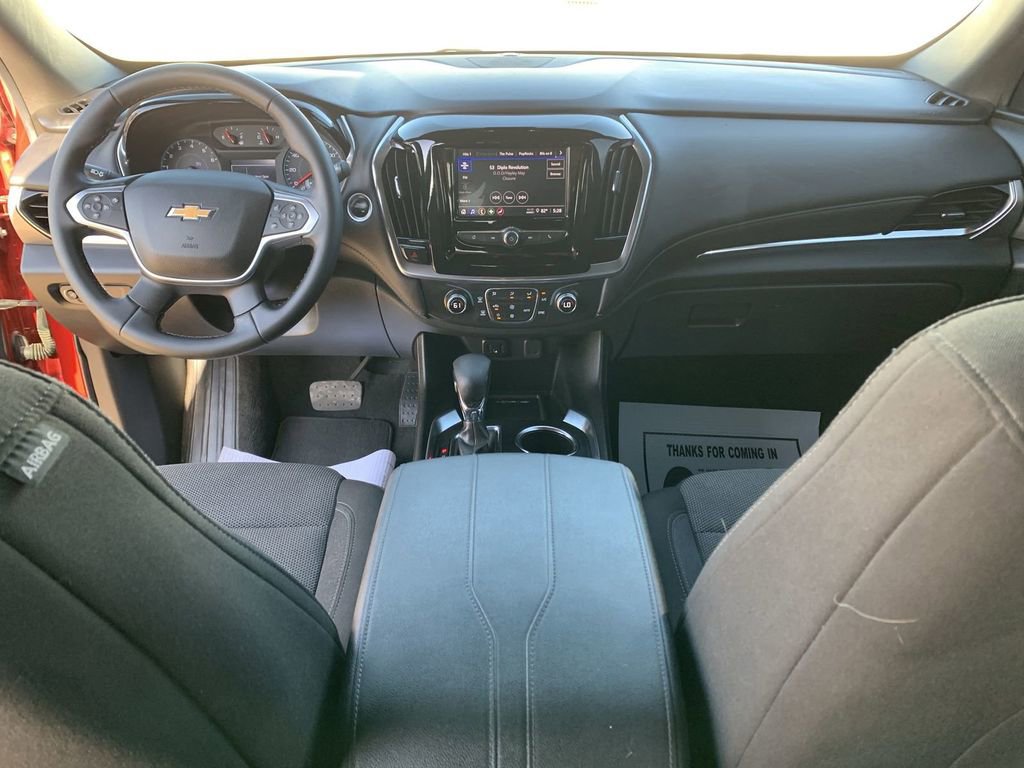 Used 2023 Chevrolet Traverse LT FWD image 18