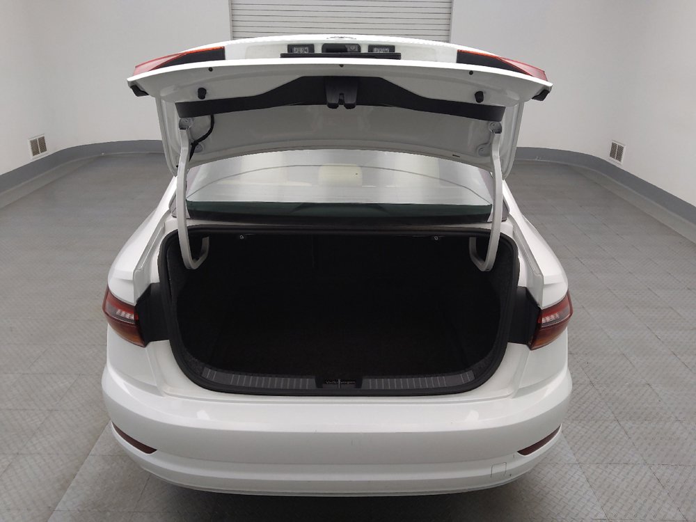 Used 2019 Volkswagen Jetta SEL FWD image 29