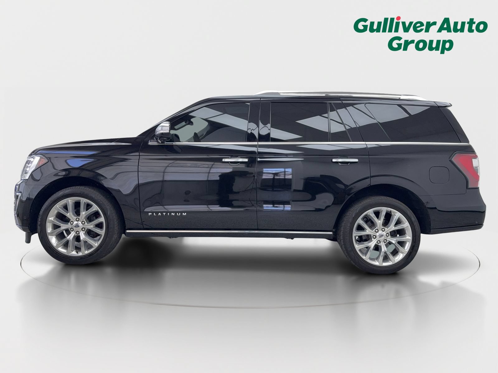 Used 2019 Ford Expedition Platinum RWD image 3