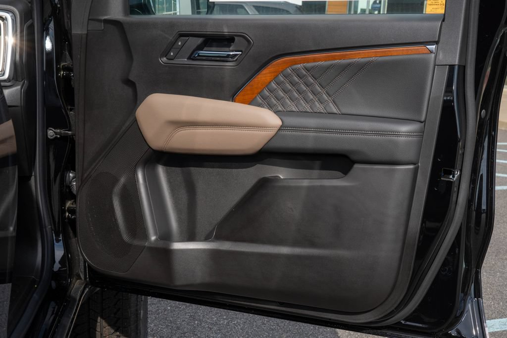New 2026 GMC Canyon Denali AWD/4WD image 12