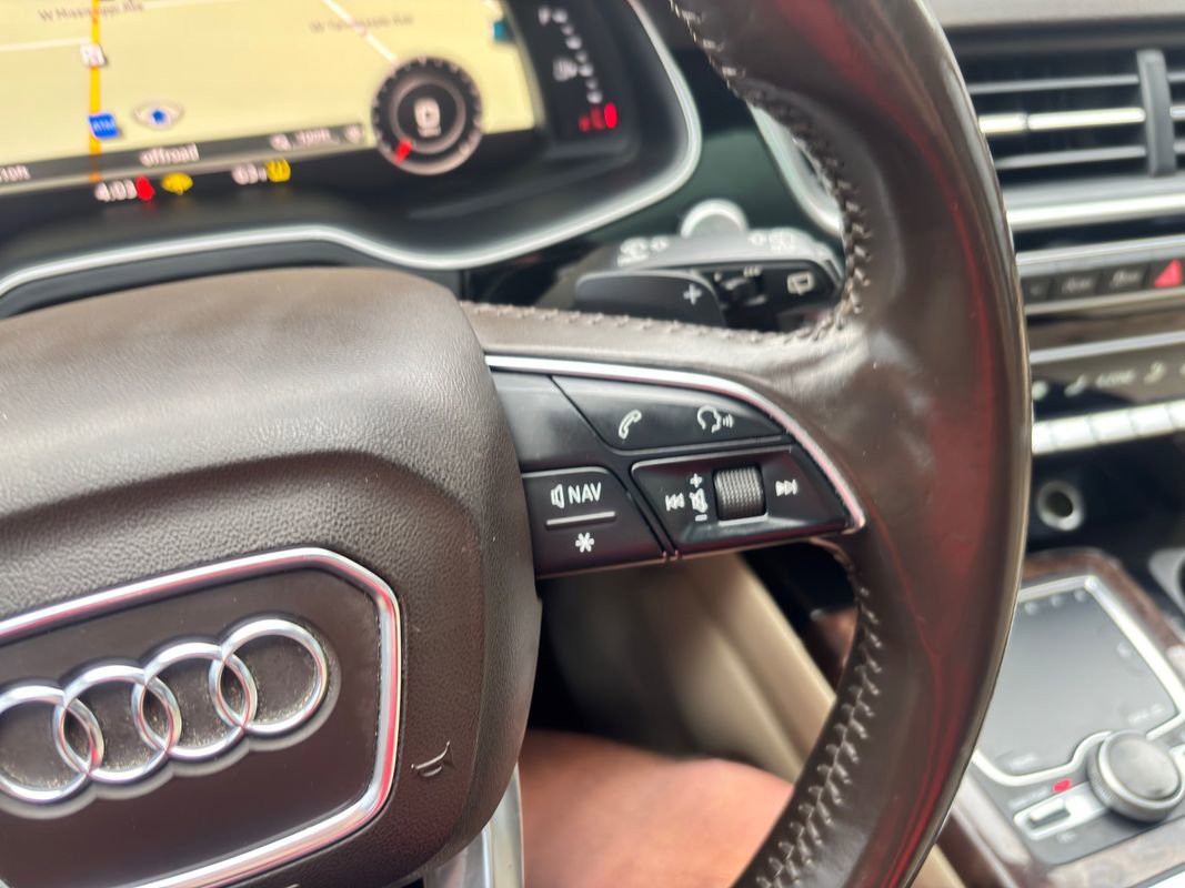 Used 2017 Audi Q7 3.0T Premium Plus image 32