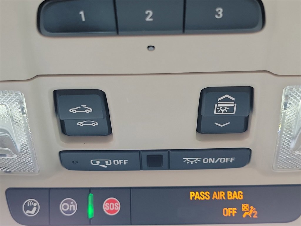 Used 2022 GMC Terrain Denali w/ Denali Premium Package image 34